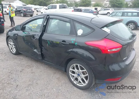 2015 Ford Focus Se z USA, uszkodzony, nr VIN 1FADP3K29FL321223